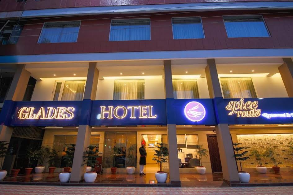 Glades Hotel Mohali