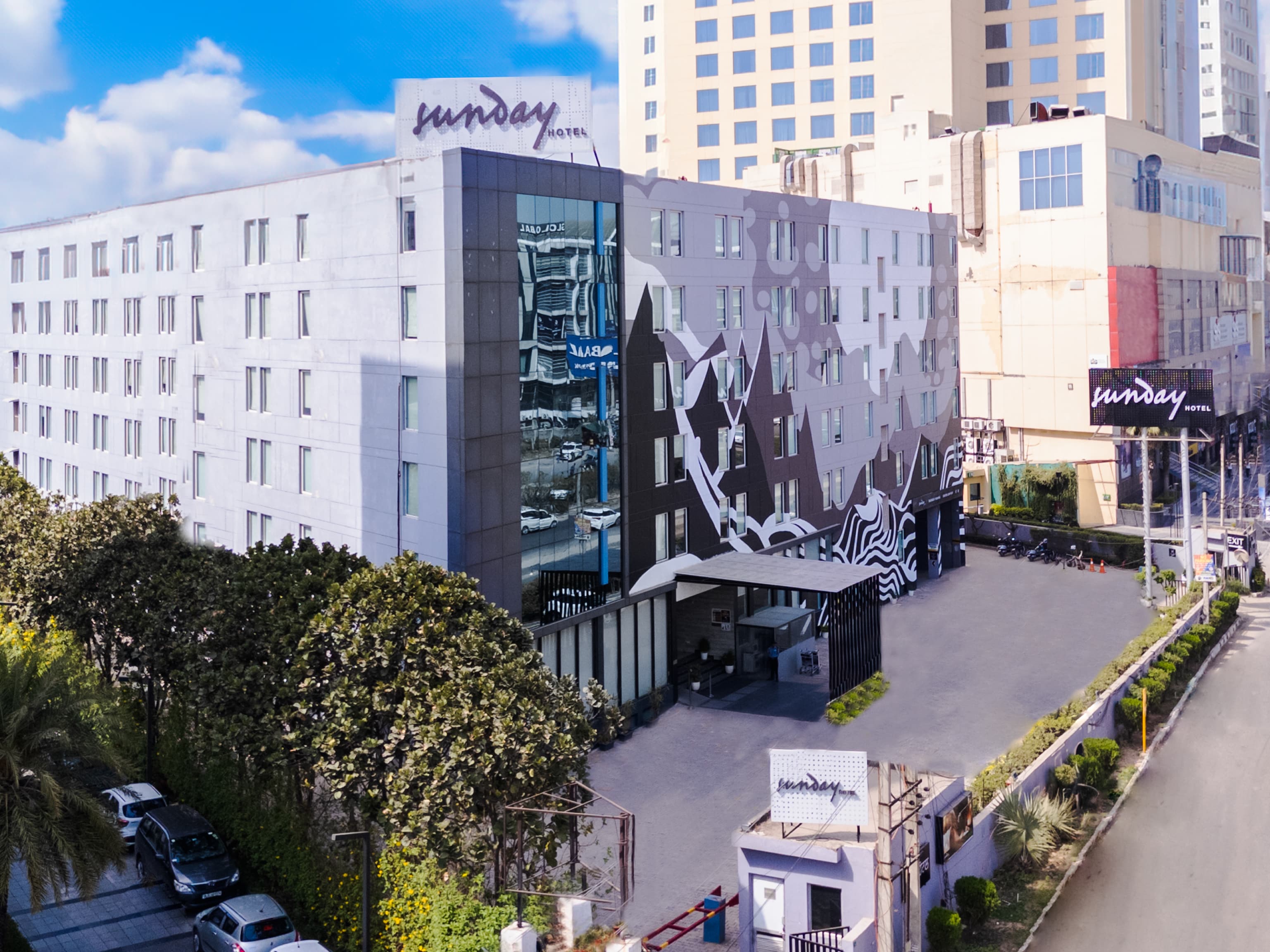 Sunday Hotel Chandigarh