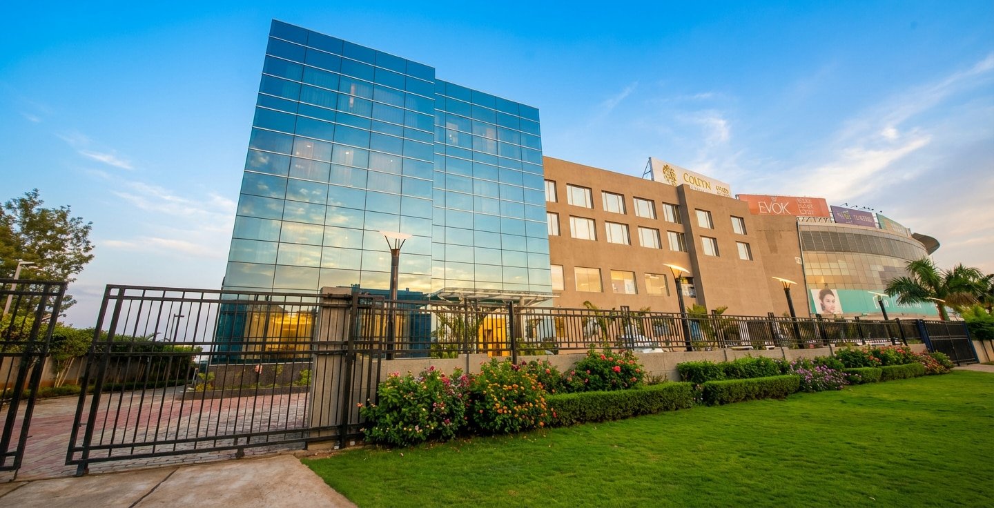 The Golden Plaza hotel &amp;Spa
