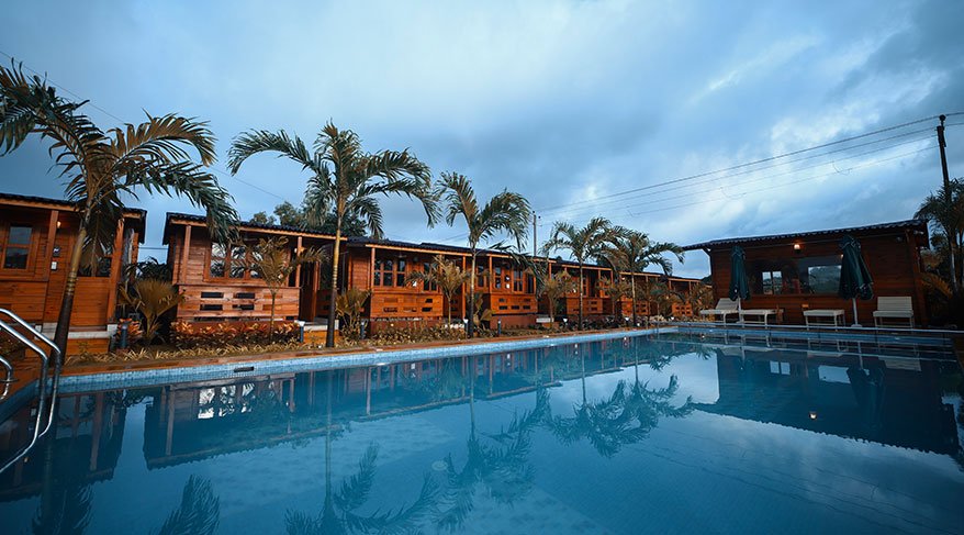 Grand Vatika Resort 